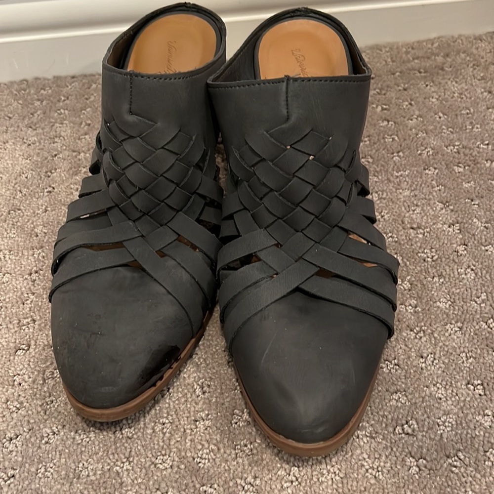 Booties - Picture 4 of 4